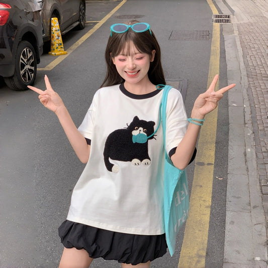 Kawaii Cat Embroidered Contrast T-Shirt