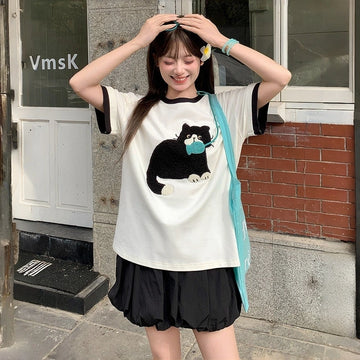 Kawaii Cat Embroidered Contrast T-Shirt