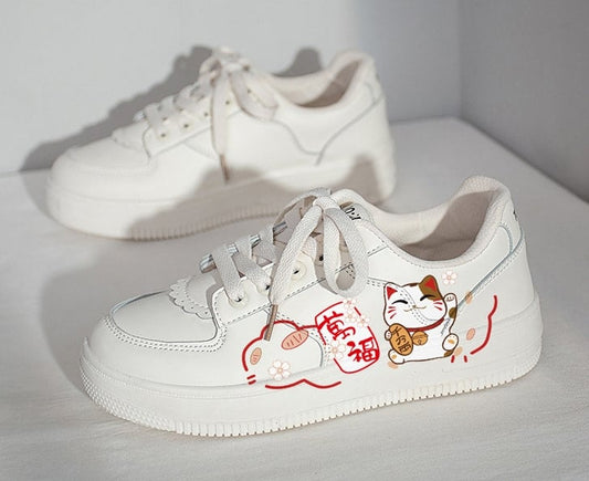 Kawaii Japanese Style Hand-Painted Lucky Cat Print Sneakers