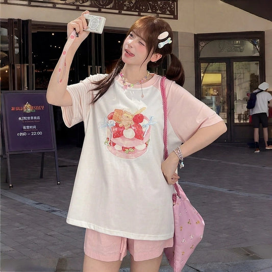 Kawaii Strawberry Cake Graphic T-Shirt