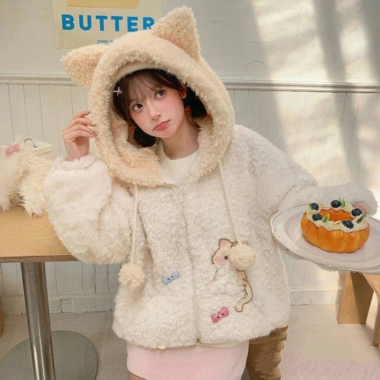 Sweet Cartoon Cat Embroidered Plush Sweatshirt