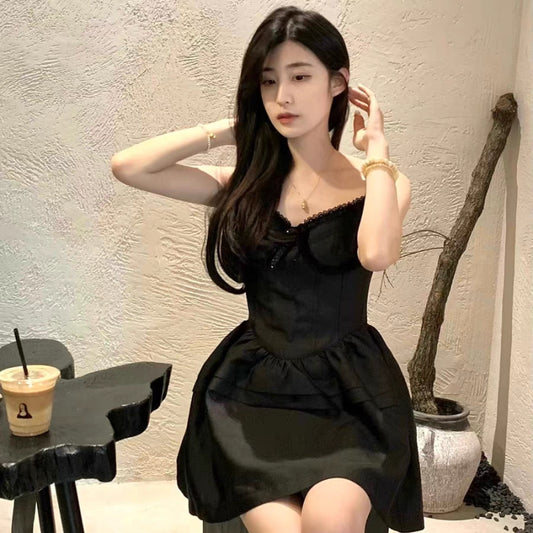 Sweet Girl Style Black Lace Stitching Suspender Dress