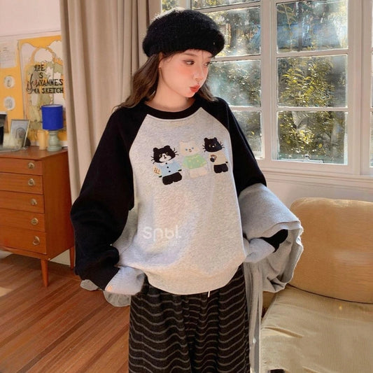 Sweet Girly Cartoon Cat Embroidered Round Neck Sweatshirt