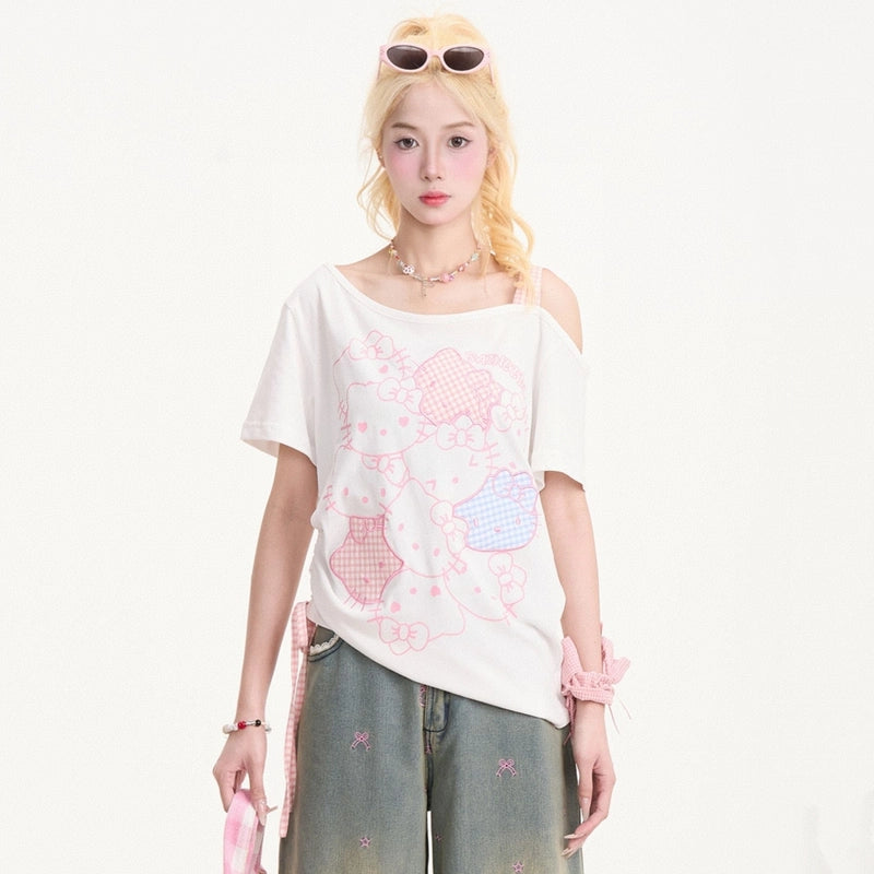 Sweet and Girly Plaid Hello Kitty Print T-shirt