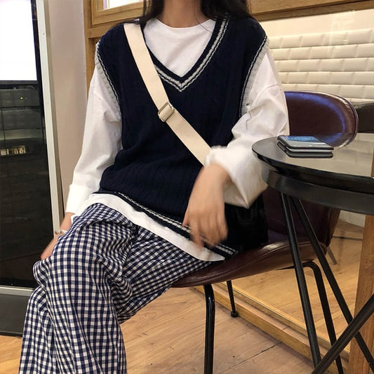 Twist Stripe V-neck Knit Vest