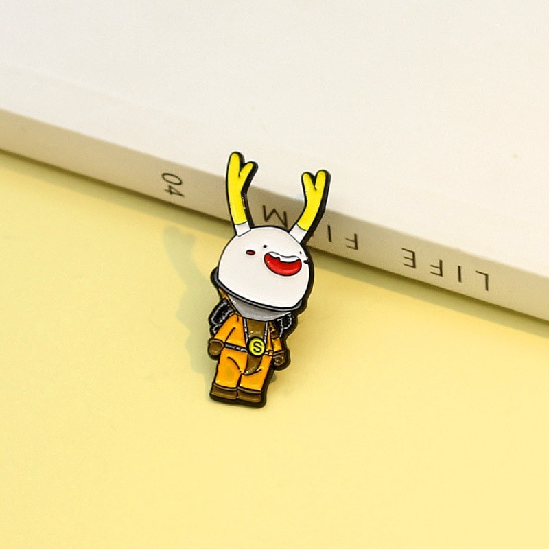 Kawaii Cartoon Antlers Head Brooch.