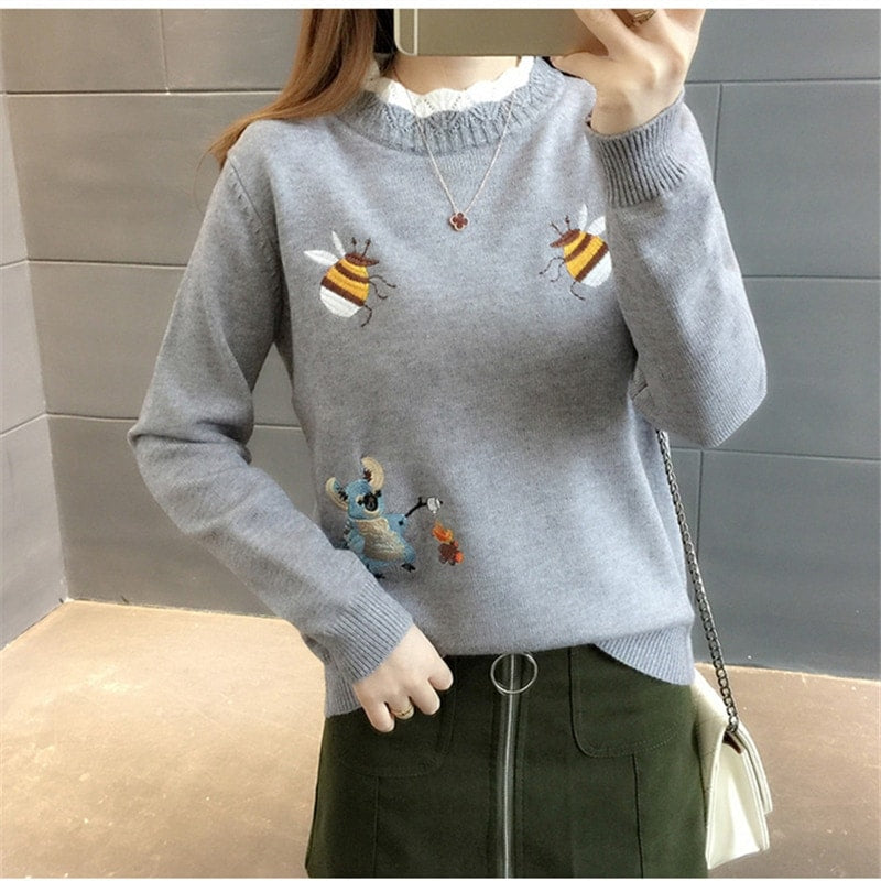 Little Bee Embroidery Sweater.