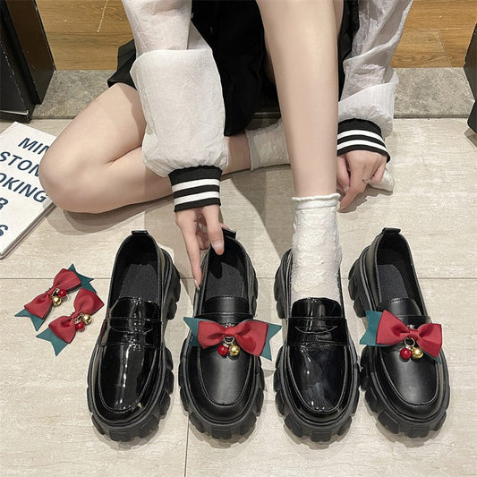 Black Bows Round Toe PU Leather Lolita Pumps