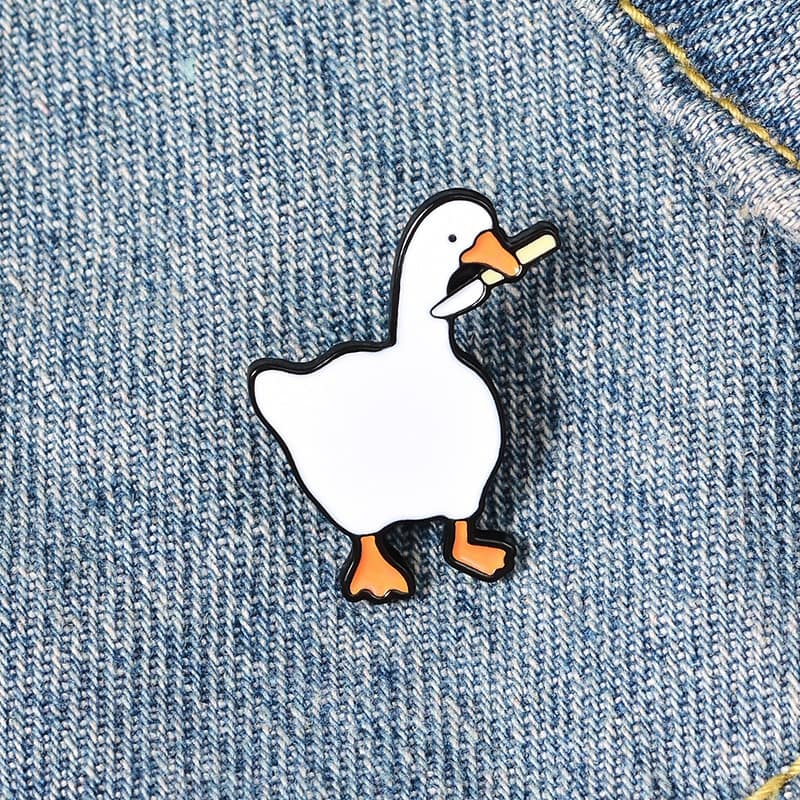 Kawaii Cartoon Goose Brooch.