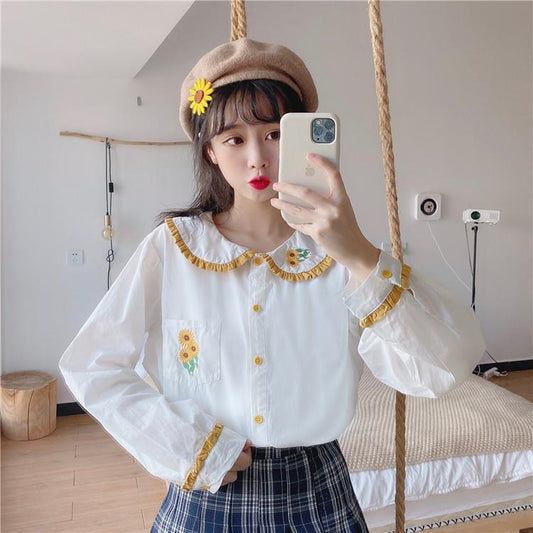 Sunflower Embroidered Peter Pan Collar Shirt