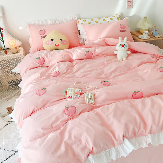 Kawaii Peach Strawberry Bedding Set