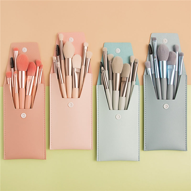 Set of 8 Mini Makeup Brush
